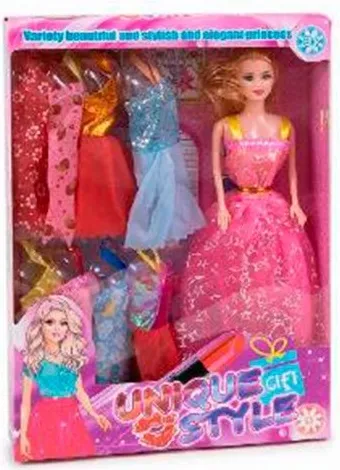 Muñeca con Vestidos